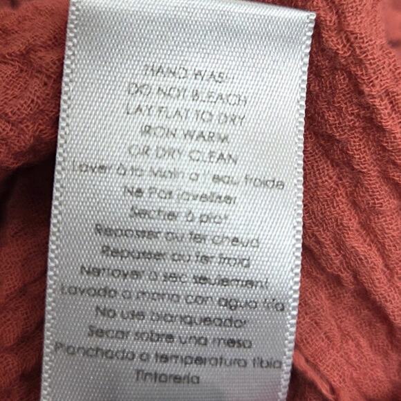 Nation LTD Rose Crêpe Batwing Sleeve Top L Excellent - Picture 7 of 7